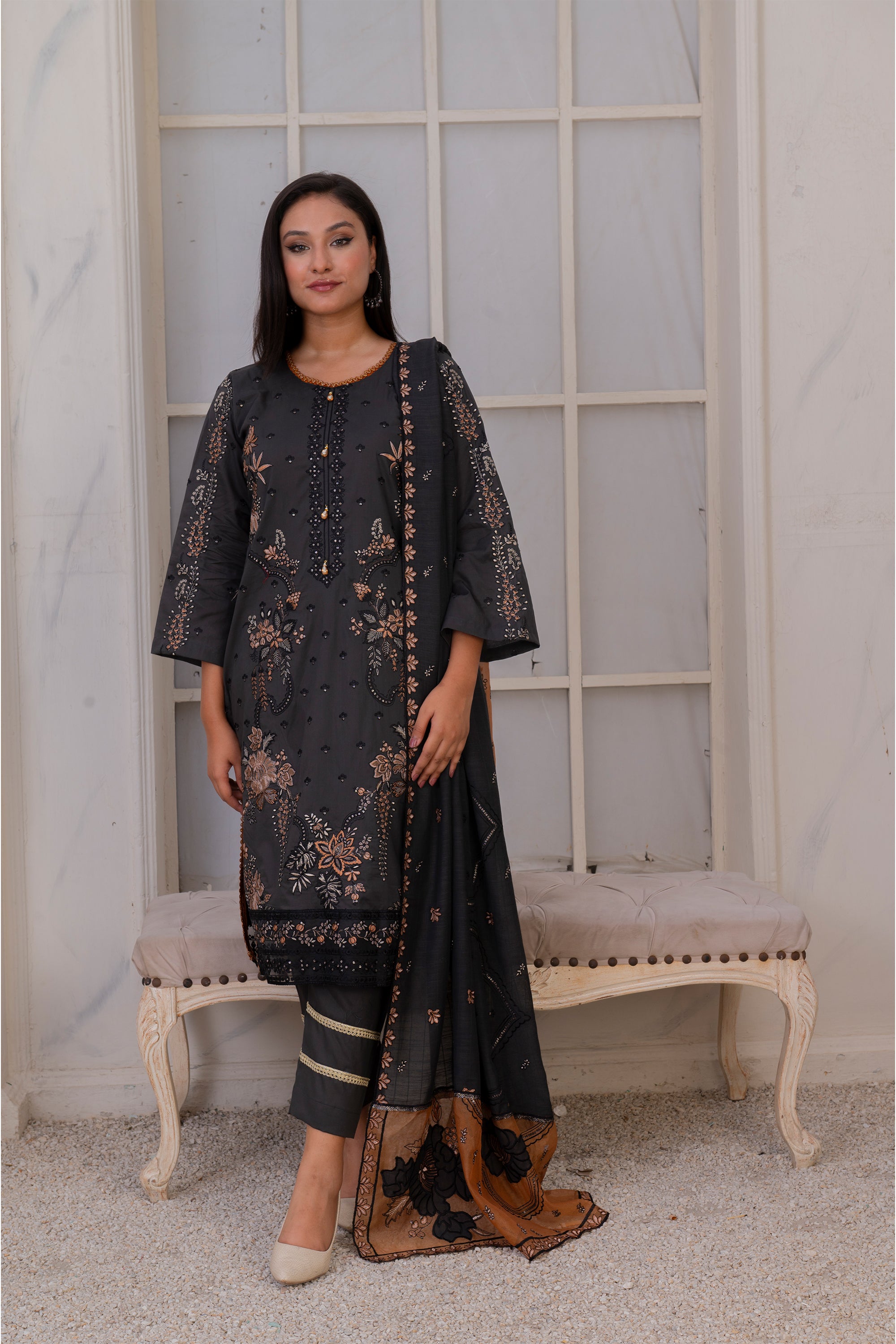 3 Piece Lawn Suit-Embroidered (Unstitched)