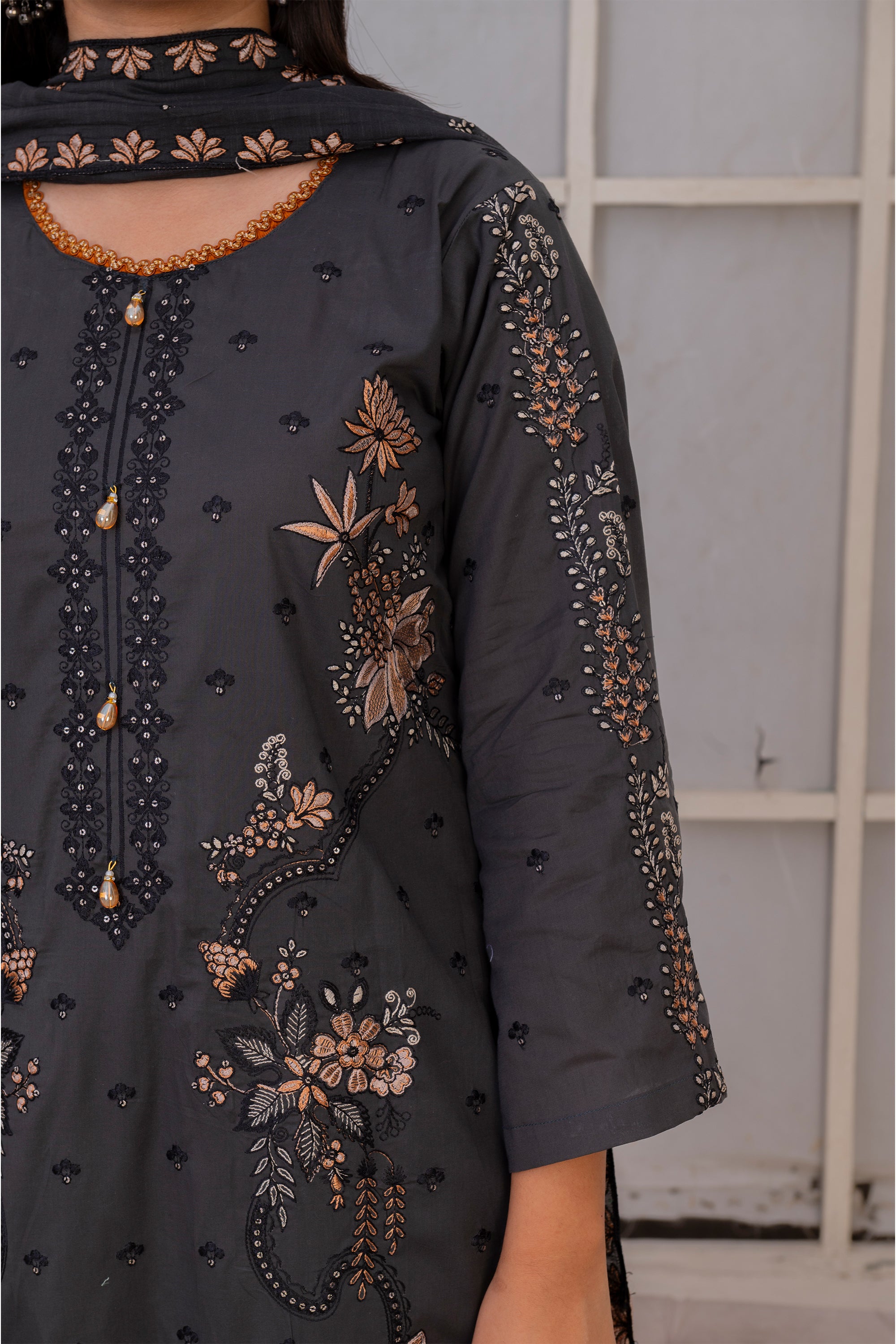 3 Piece Lawn Suit-Embroidered (Unstitched)