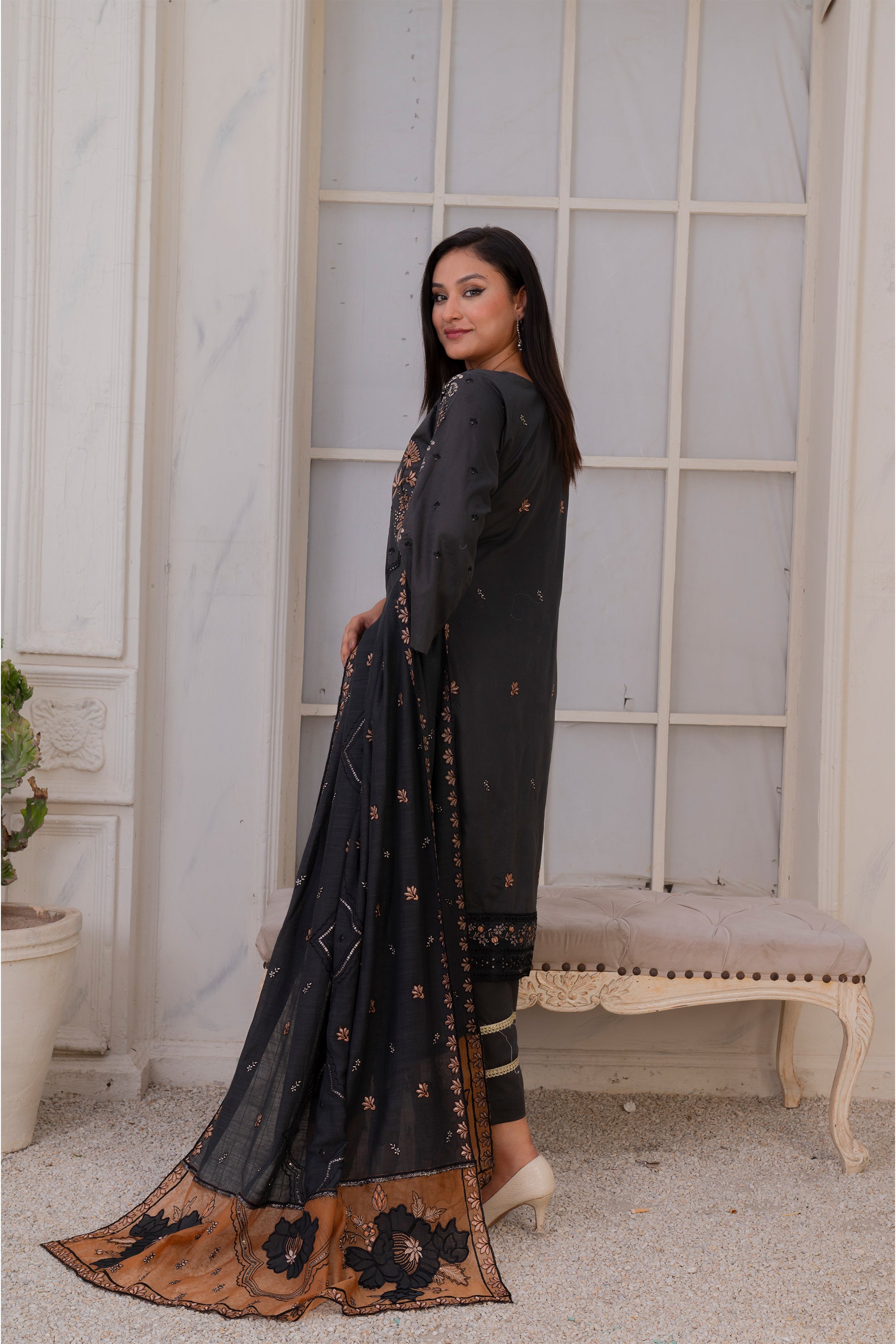 3 Piece Lawn Suit-Embroidered (Unstitched)