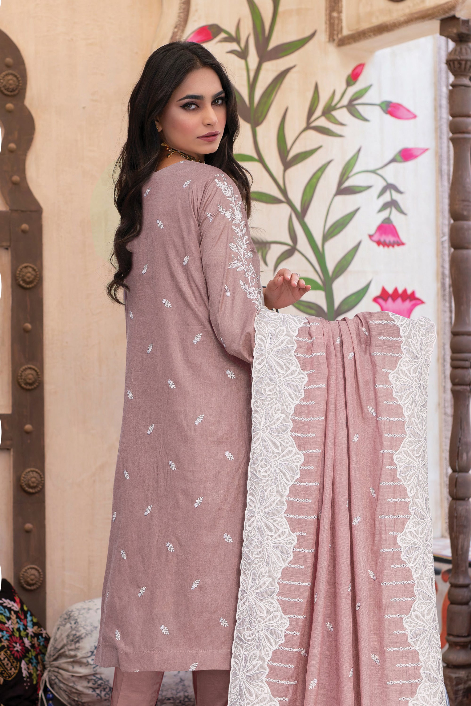 3 Piece Lawn Suit-Embroidered (Unstitched)