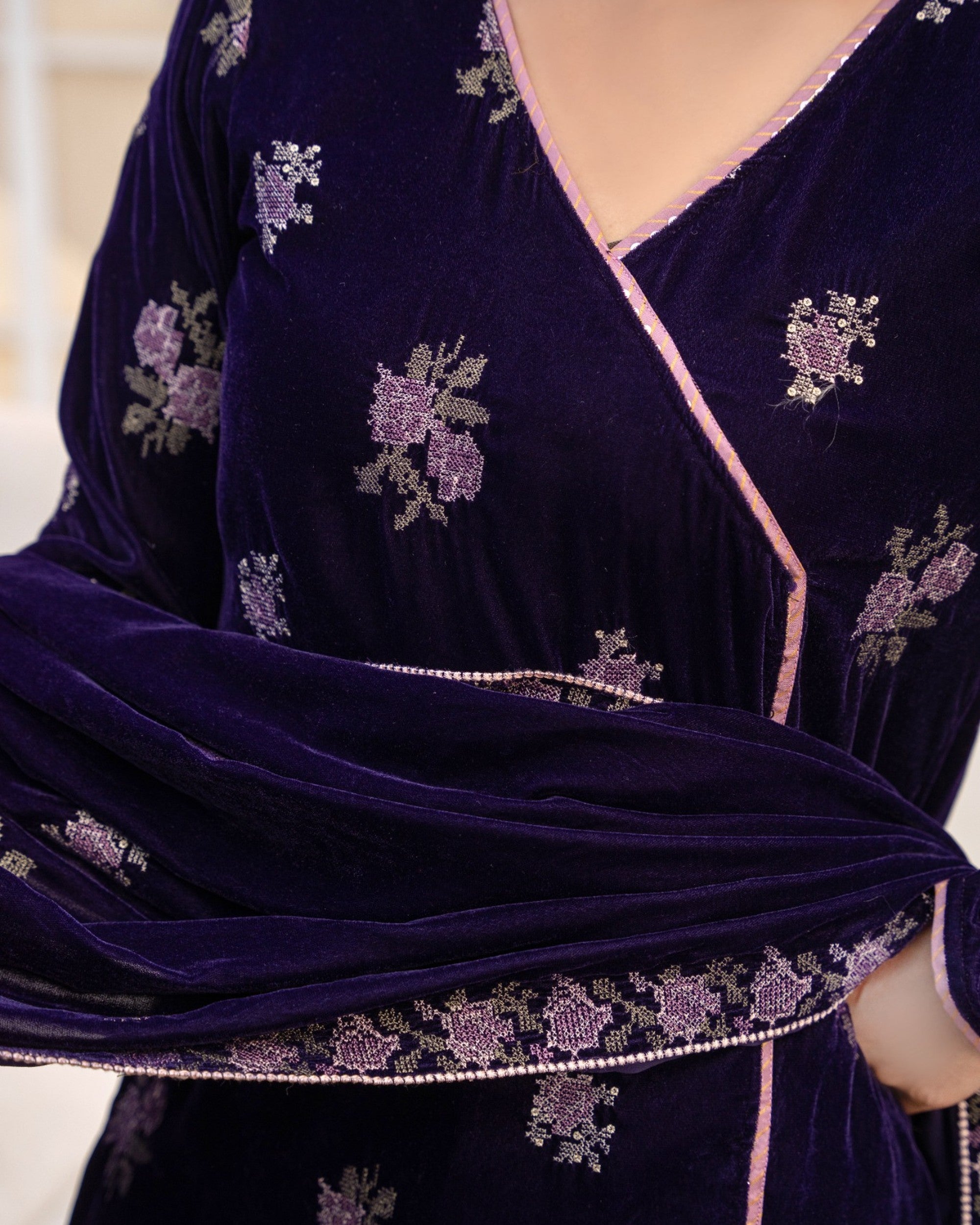Royal Purple Velvet PVV-01